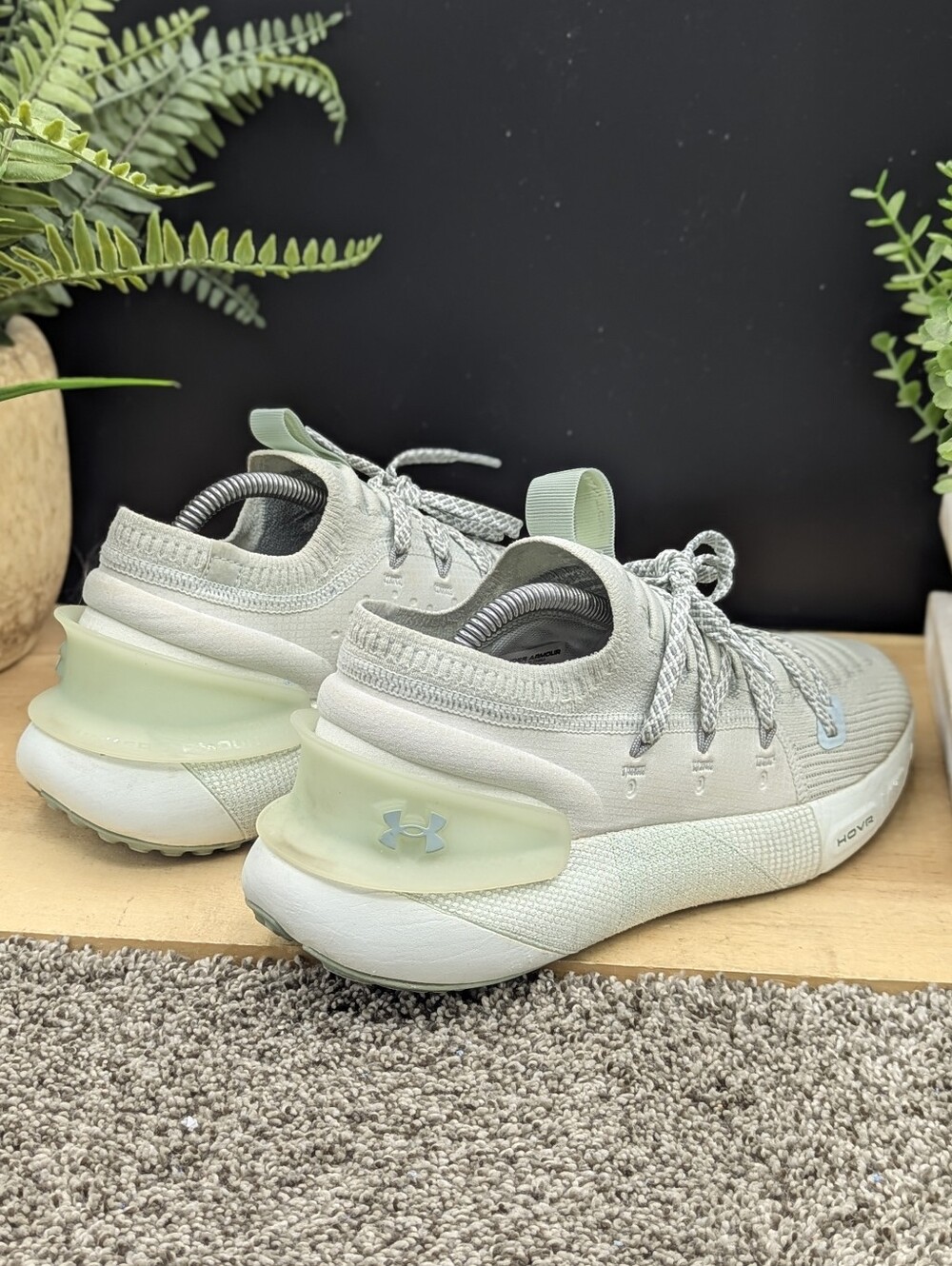 Under Armour Rise 3 Mint Women's Size 9.5 Running Workout Shoes Classic
